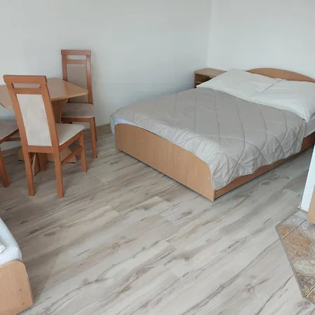 Donata Quarto em Acomodações Particulares Rewal