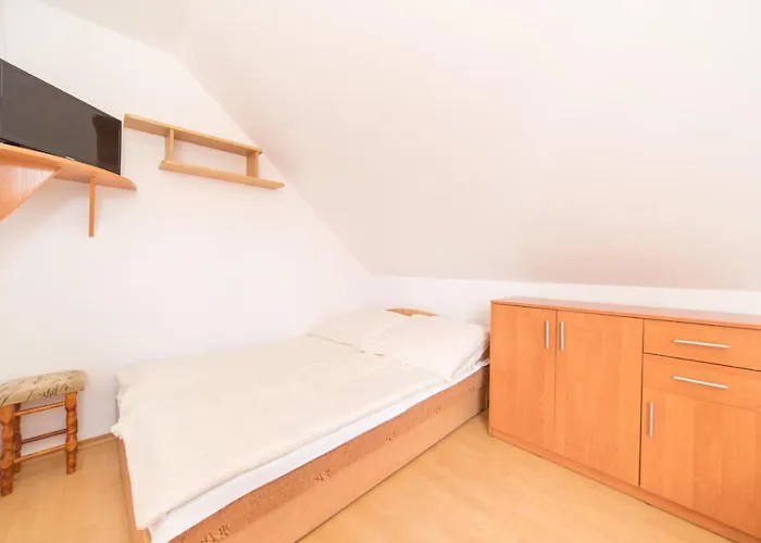 Δωμάτια σε οικογενειακή κατοικία Donata