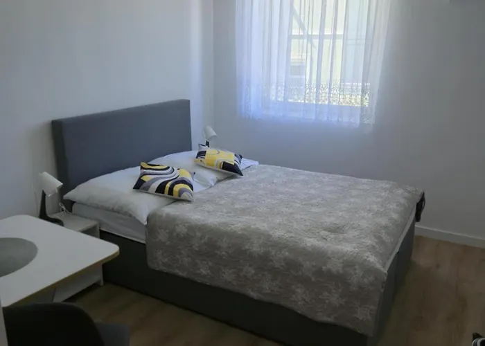 Δωμάτια σε οικογενειακή κατοικία Donata